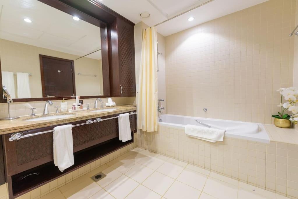 First Class 3br With Full Burj Khalifa View دبي